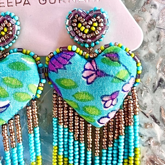 NWT Deepa Gurnani Beaded Heart Fringe Chandeliers - Picture 11 of 15